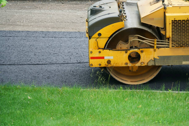 Reasons to Select Us for Your Driveway Paving Requirements in Lauderdale, MN